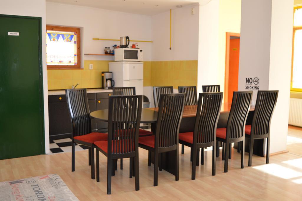 Hostel 66 Сегед Экстерьер фото